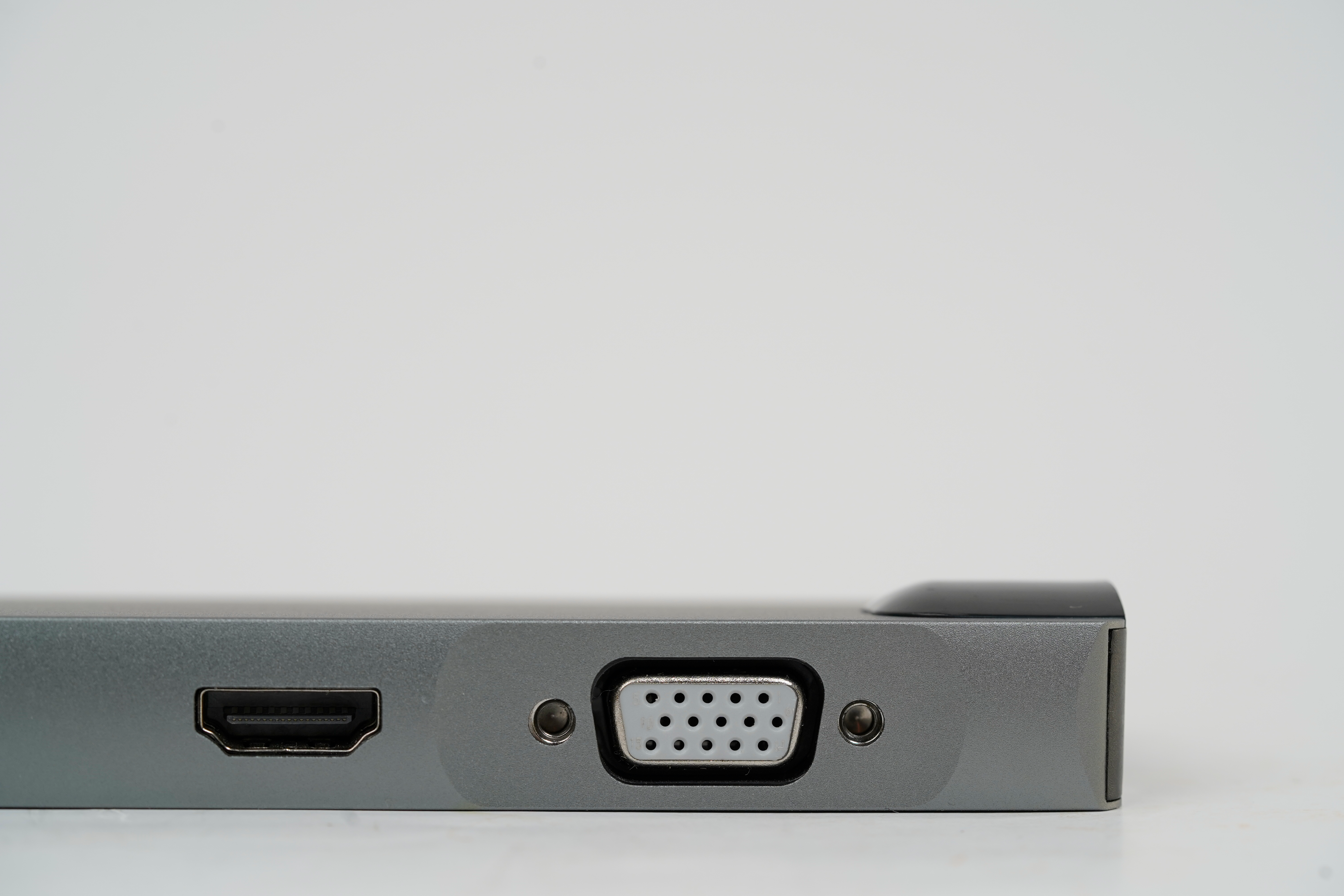 L'avvento Type-C Hub 8in 1, 2 USB 3.0, HDMI 4K, VGA, TF Card, RJ45, 87W PD Power Output