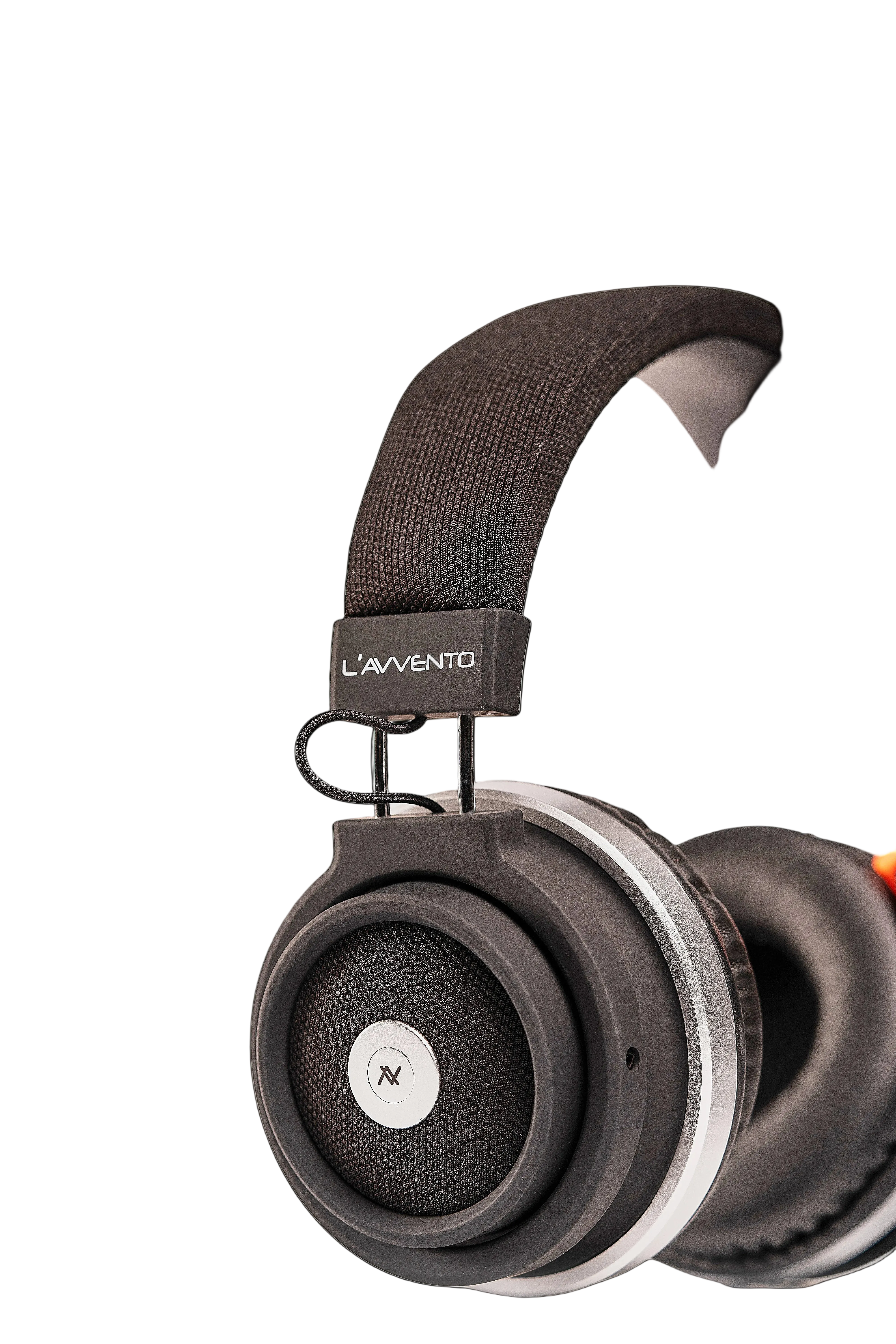 L'avvento Wireless Headphone, Bluetooth 5.0 Headphone,With Metal band and 40mm Speaker size, Padded Leather headband And PU earmuffs. Black