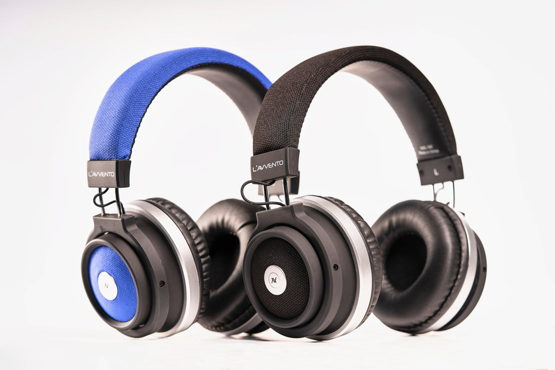 L'avvento Wireless Headphone, Bluetooth 5.0 Headphone,With Metal band and 40mm Speaker size, Padded Leather headband And PU earmuffs. Black