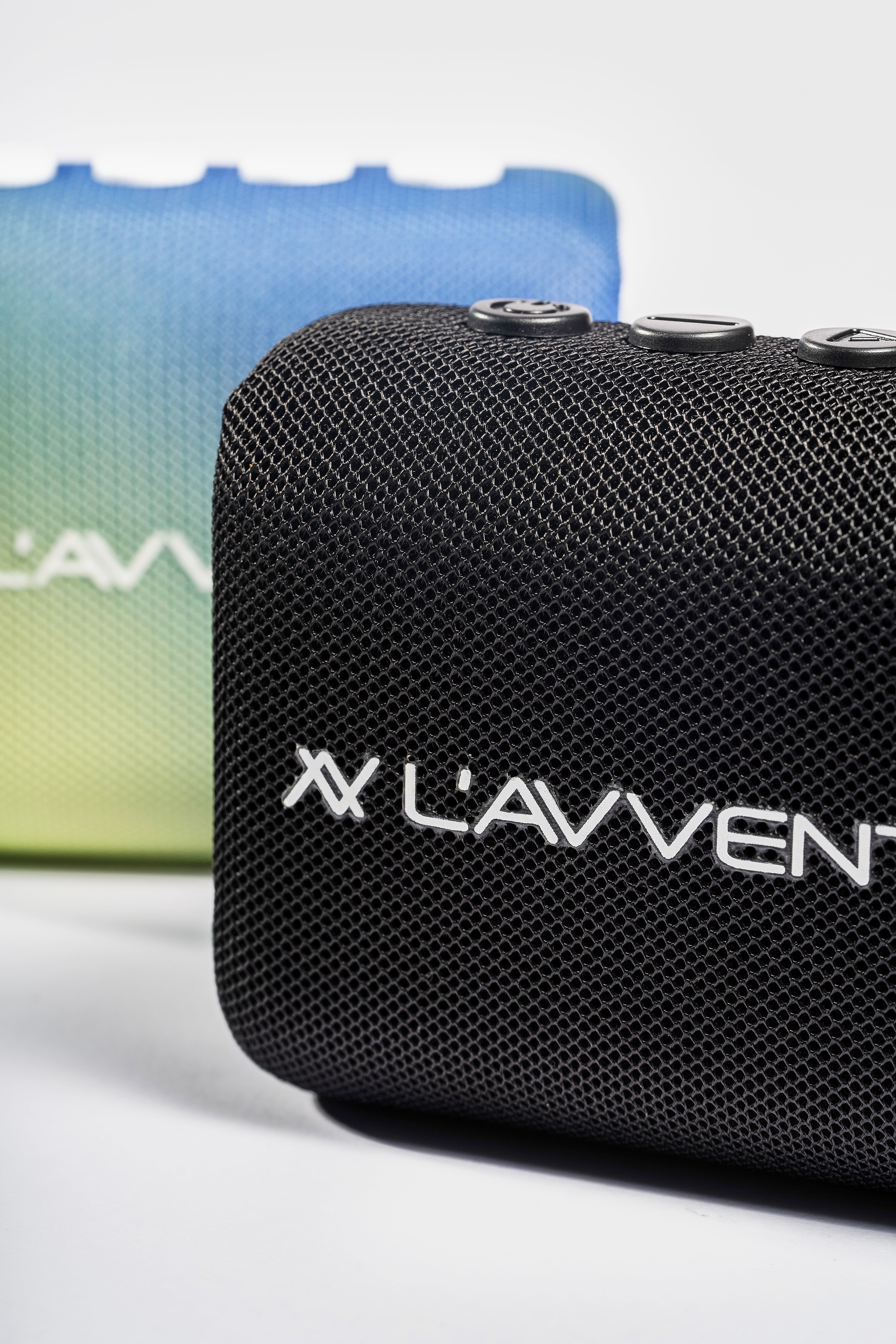 L'avvento Waterproof Speaker IPX7, 5.5W, 1500mAh, TWS, Voice Assistance, Metal Carabiner, Gradient Blue