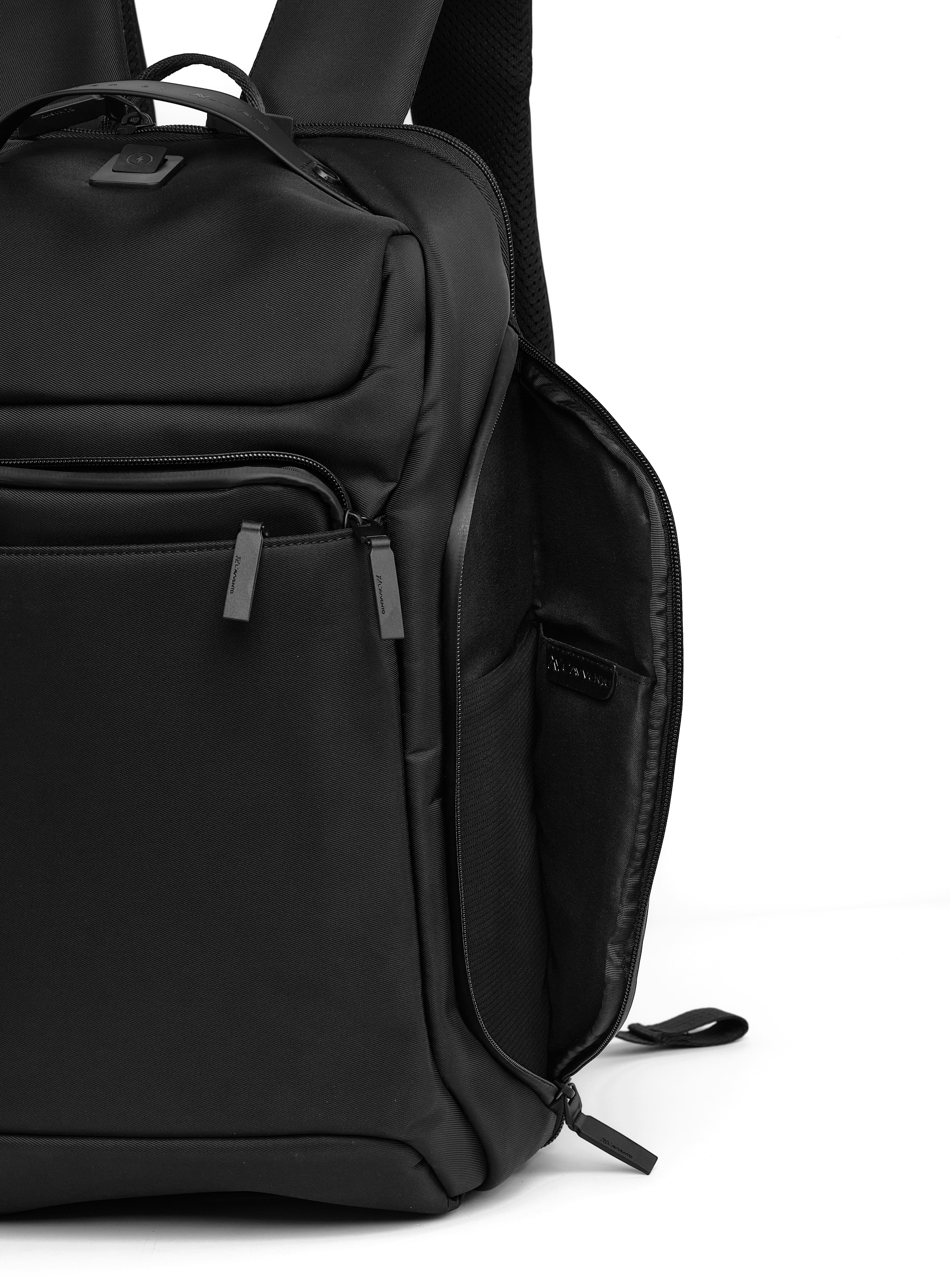 L'avvento Laptop Backpack Fits