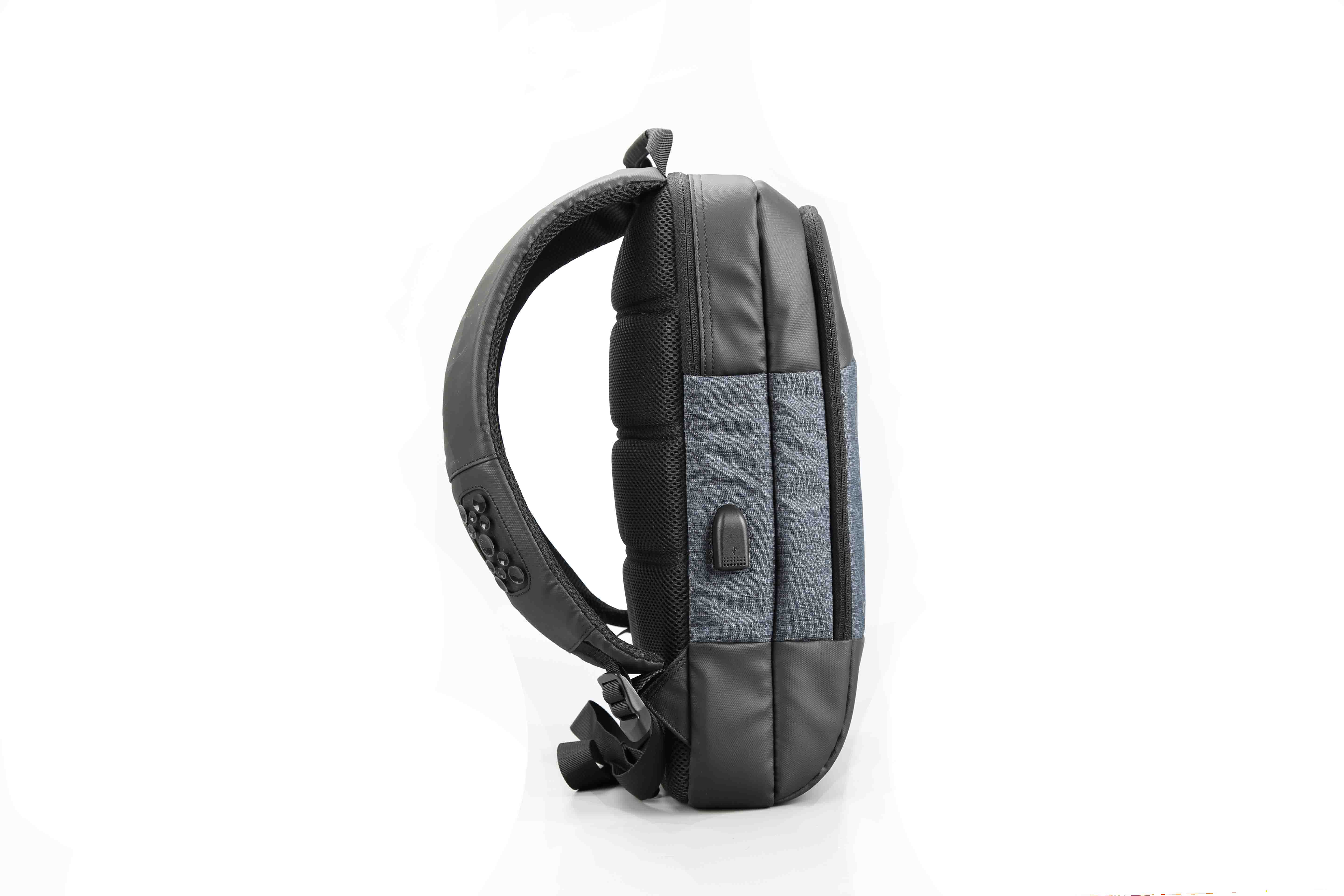 L'avvento Discovery Laptop Backpack
