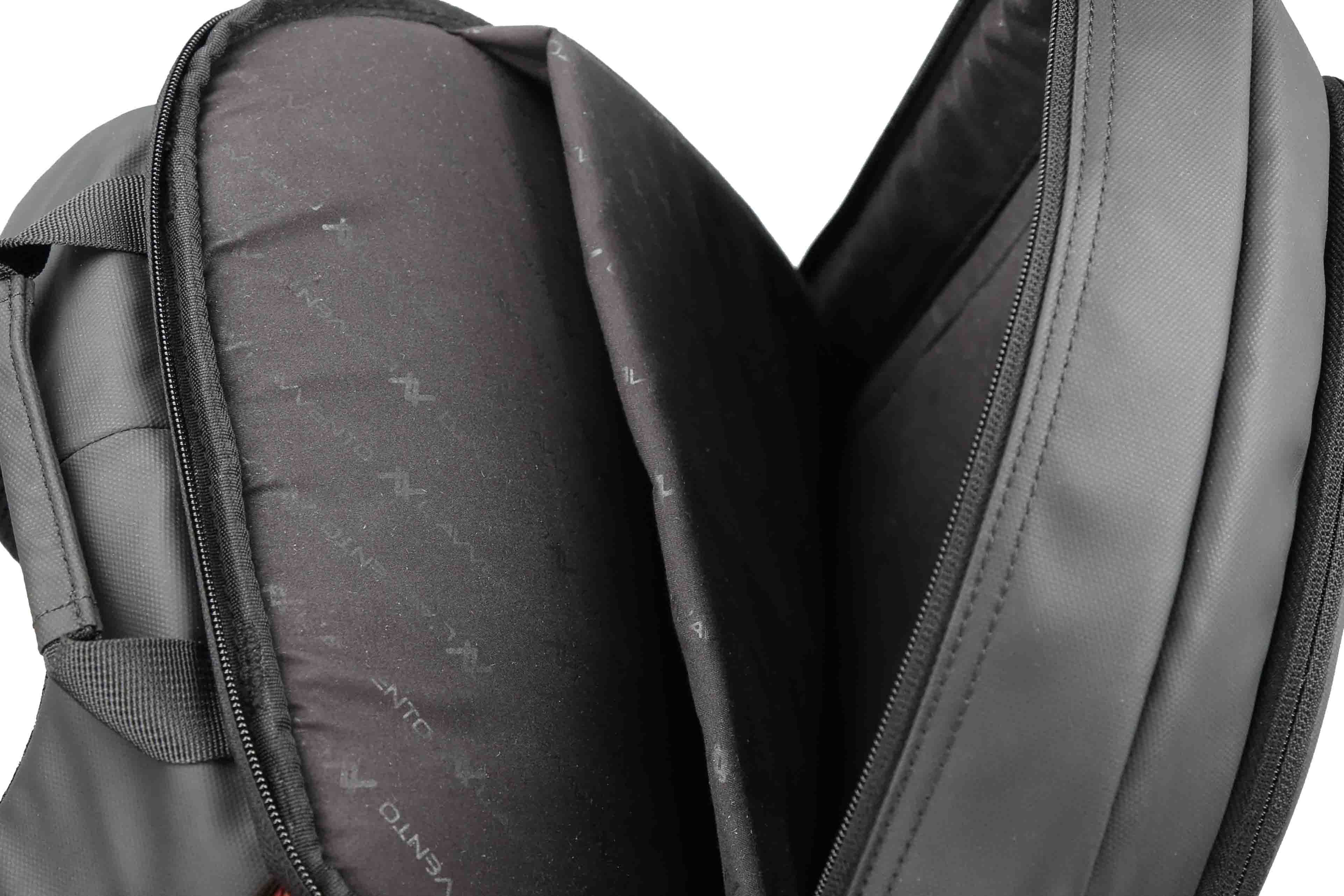L'avvento Discovery Laptop Backpack